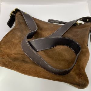 🌸2/$15 item - Coach suede satchel